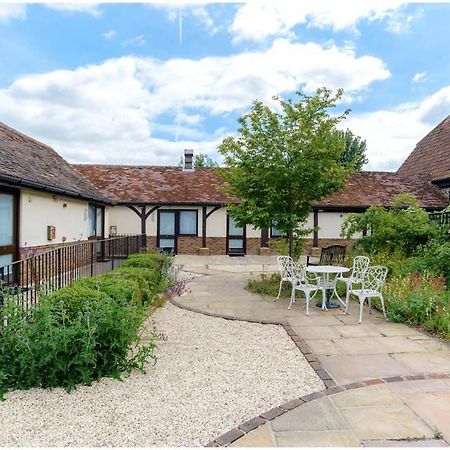 Kingfisher Barn Bed & Breakfast Abingdon-on-Thames Exterior foto