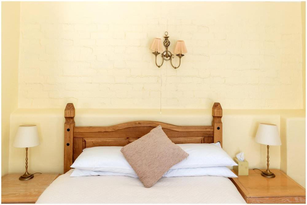 Kingfisher Barn Bed & Breakfast Abingdon-on-Thames Exterior foto
